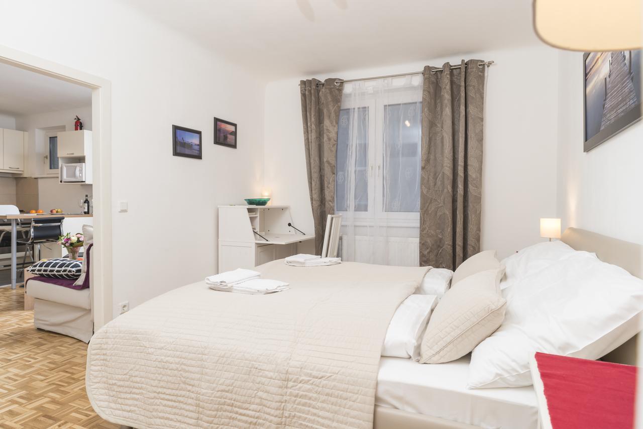 Hideaway Am Tabor Apartman Bécs Kültér fotó